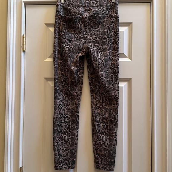 Spanx jean ish snake print ankle leggings Small - Picture 8 of 9